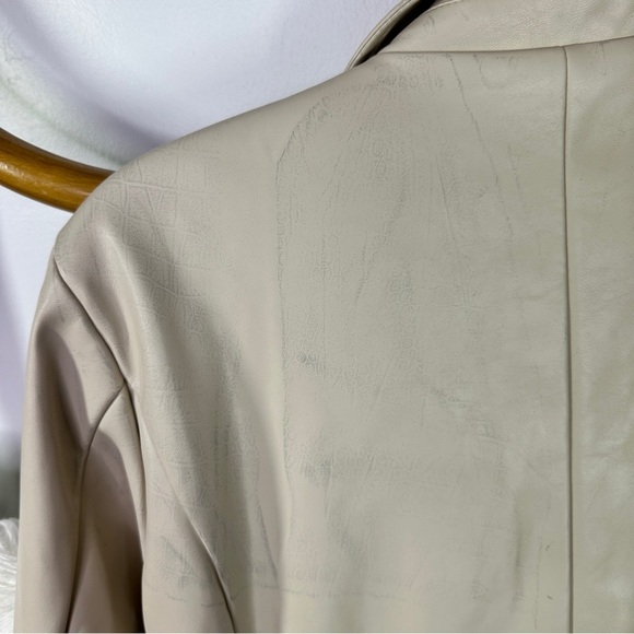 NWT Anthropologie Faux Leather Cream Blazer AS IS sz XL - Picture 5 of 8